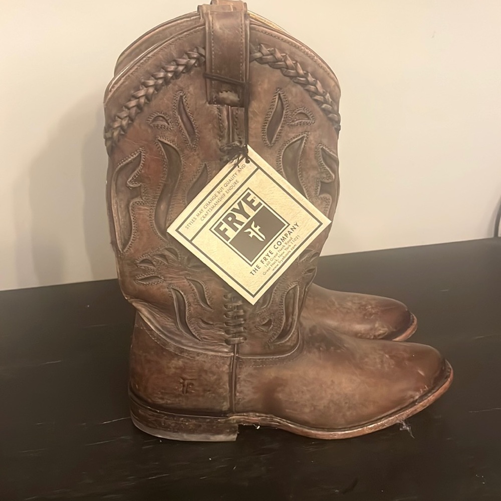 Women’s Frye boots